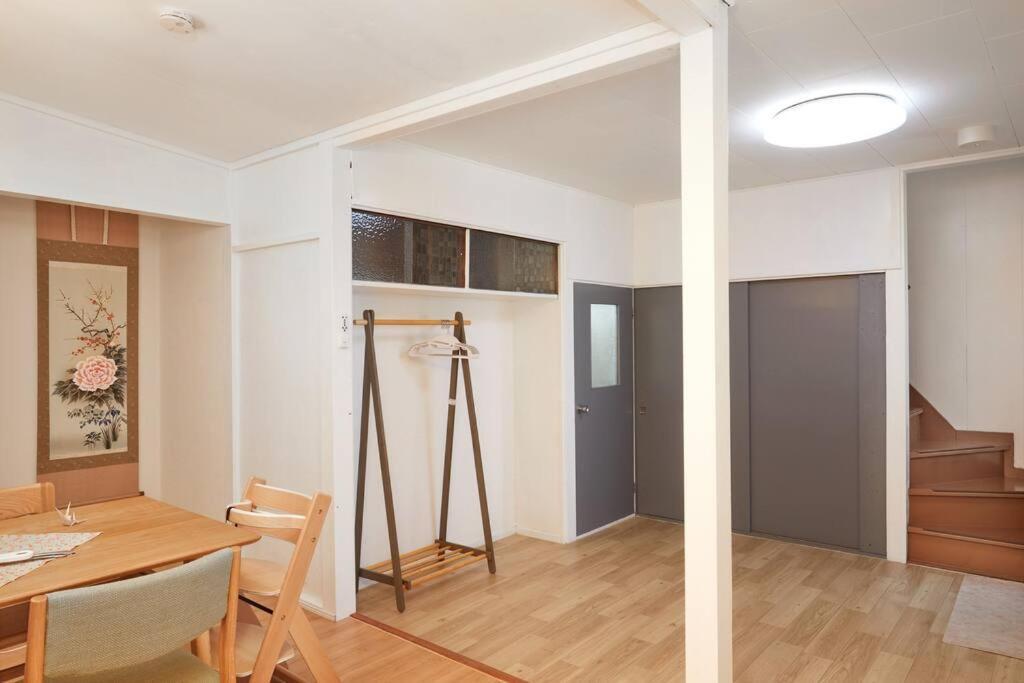 New 糀谷ハウス 羽田空港から電車10分 駅より徒歩2分 キッズエリア 一軒家貸切 Apartment *